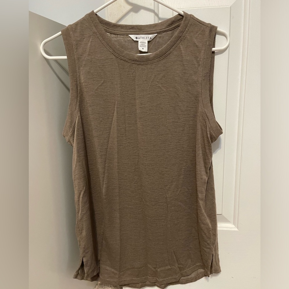 Athleta breezy tank.